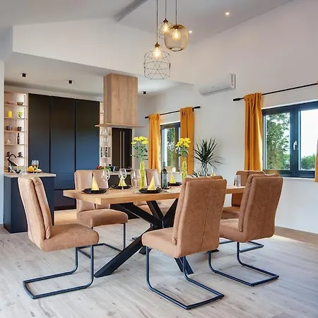 Villa Radola By Radola Family *