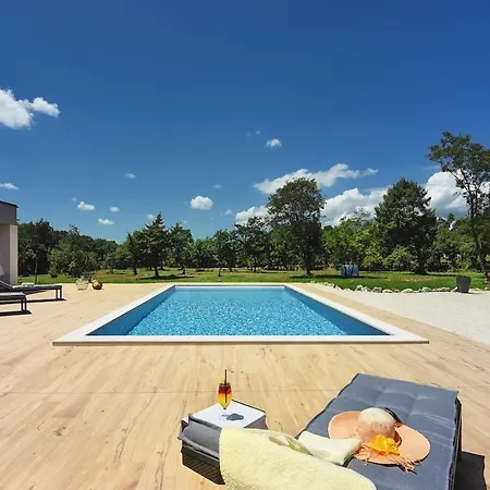 Villa Radola By Radola Family *